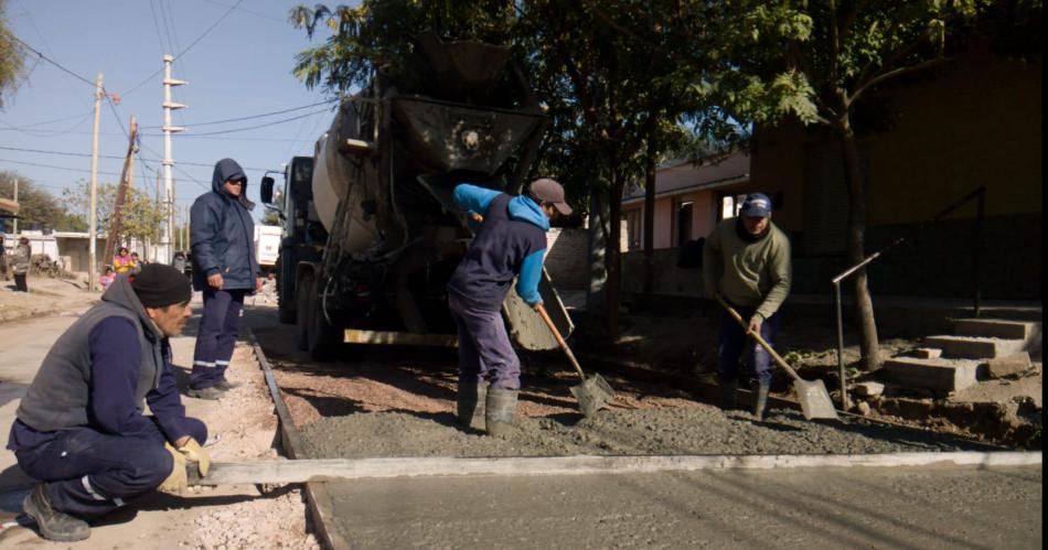 Obras Puacuteblicas de la Capital continuacutea con su programa de mantenimiento de la red vial