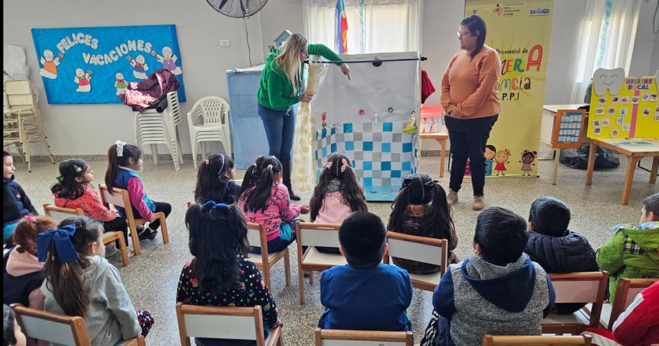 La Subnaf realizoacute talleres en Jardines de Infantes de La Banda