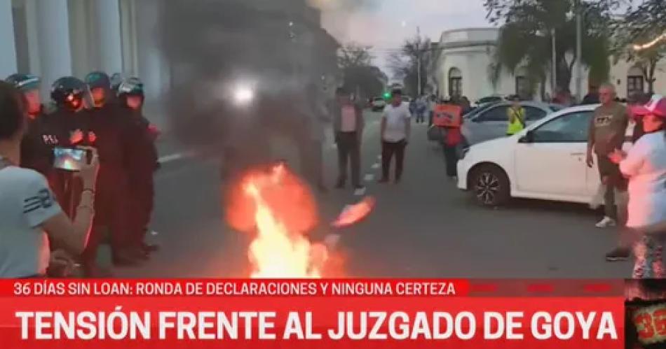 VIDEO  Bronca de manifestantes frente al Juzgado de Goya mientras declara Walter Maciel