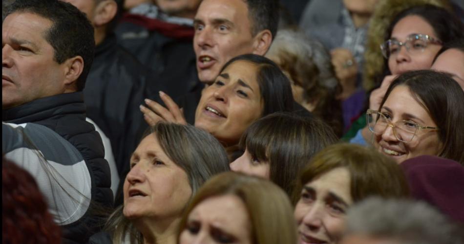 Las mejores imaacutegenes de la vigilia de la XXII Marcha de los Bombos