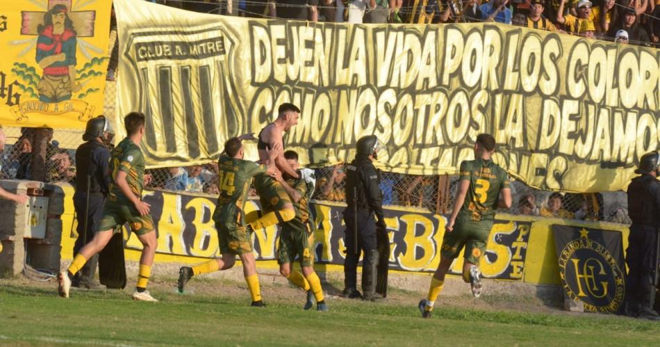 Mitre lo dio vuelta desatoacute el carnaval en el 8 y se ilusiona con el Reducido