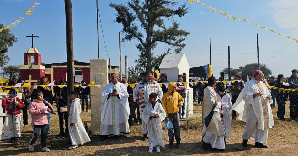 En la localidad de La Nena hubo festejo por los 50 antildeos de la capilla