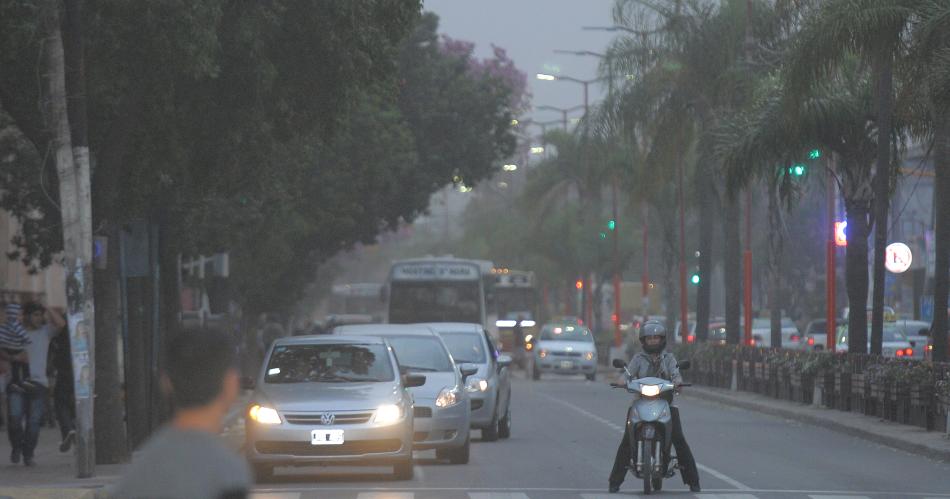 Santiago del Estero bajo alerta por raacutefagas de viento