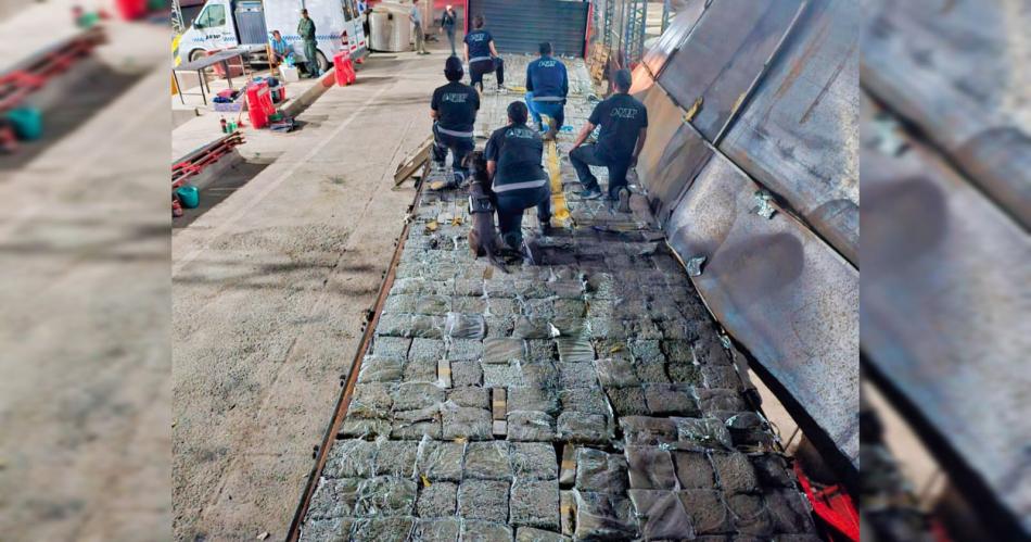 La Aduana detuvo un intento de contrabando de maacutes de 800 kg de marihuana