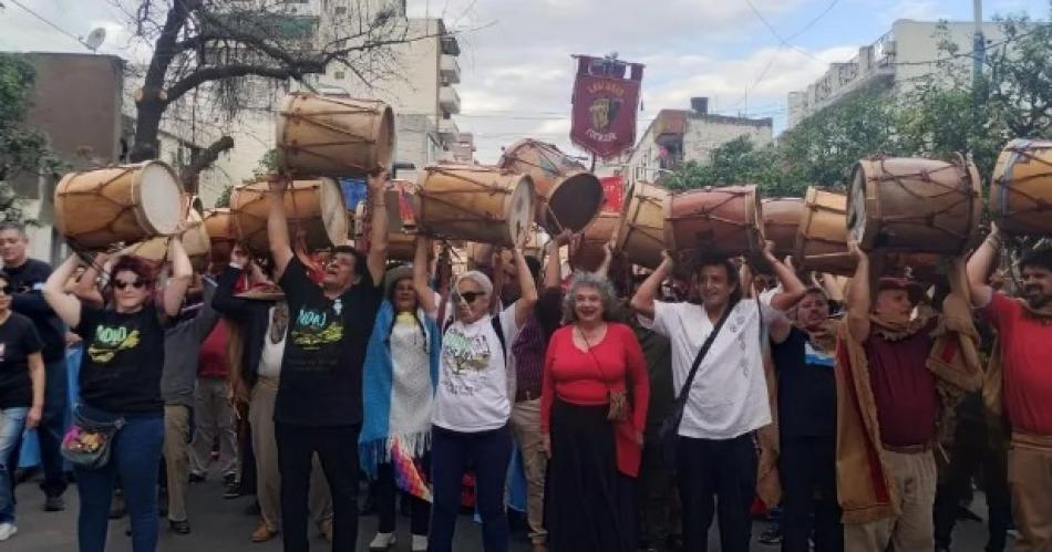 La marcha y el repique de los bombos llegoacute a la provincia de Tucumaacuten