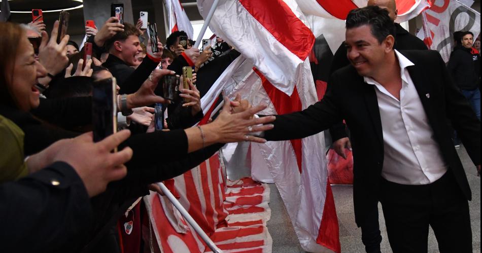 Gallardo volvioacute a River- Tenemos que recuperar un espiacuteritu de club y equipo