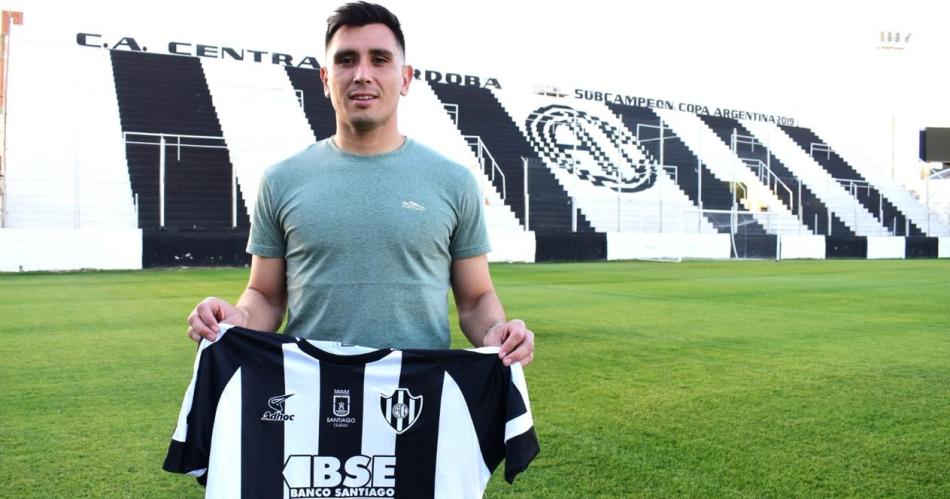 Es oficial- Cristian Vega regresoacute al Oeste y posoacute con la camiseta de Central Coacuterdoba