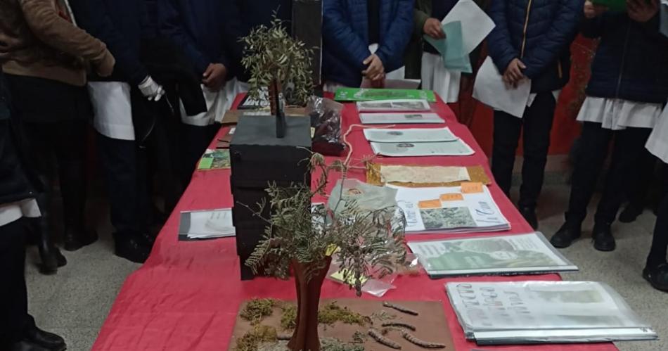 Santiago autoacutectono en Fernaacutendez- Alumnos de la Escuela 814 presentaron el Proyecto