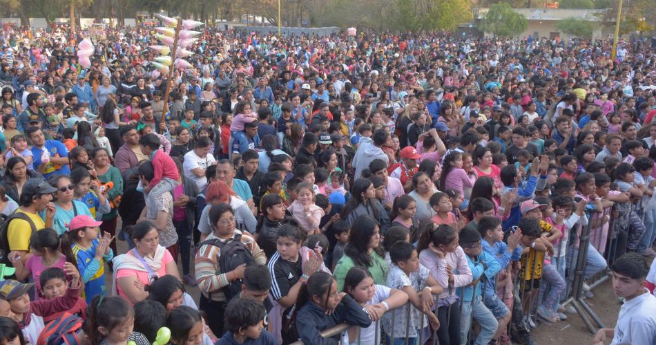 Una multitudinaria participacioacuten tuvo la gran celebracioacuten de los chicos en el Parque Aguirre