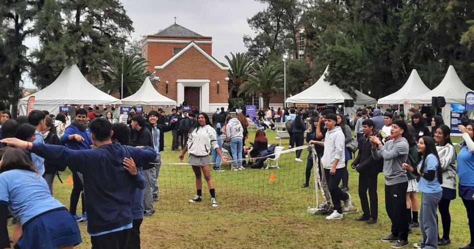 Con gran asistencia se desarrolloacute la Expo Ucse