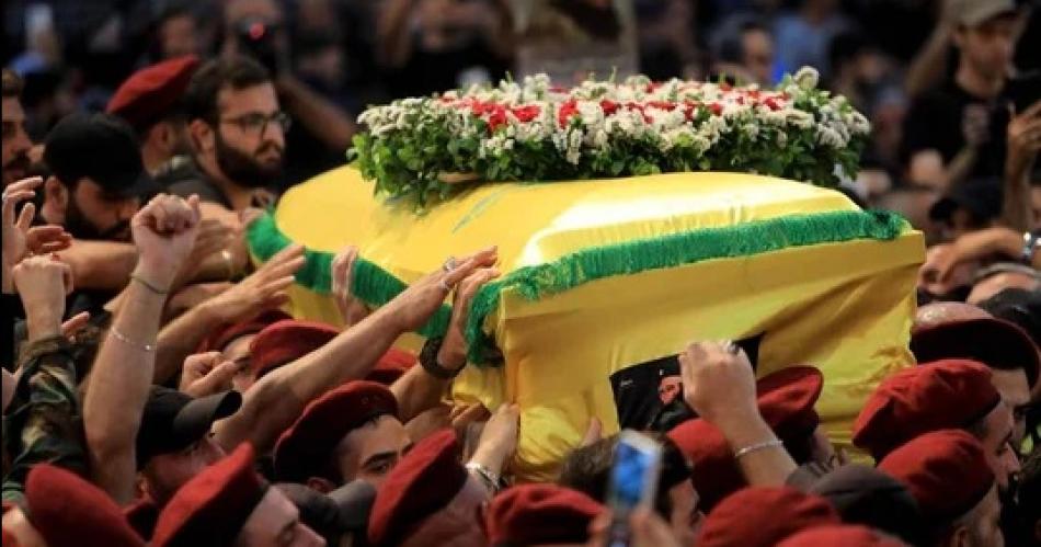 Hizbollah lanzoacute 230 cohetes y maacutes de 20 drones contra Israel