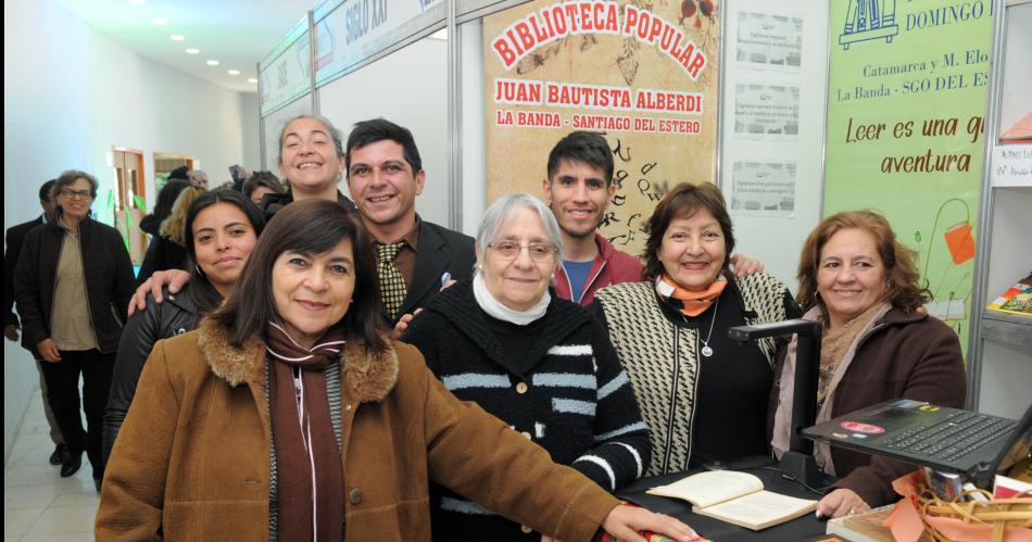 FERIA DEL LIBRO MUNICIPAL EN LA BANDA