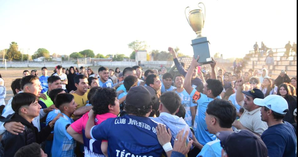 Juventud Unida es el nuevo campeoacuten de la Liga Quimilense de Fuacutetbol