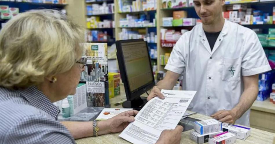 La cobertura del precio de medicamentos cada vez se restringe maacutes