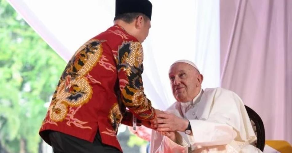 Una intensa agenda tendraacute el Papa en Papuacutea Nueva Guinea