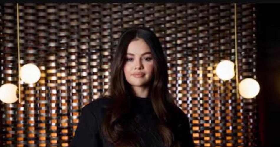 Selena Gomez reveloacute que no puede tener hijos y que considera la adopcioacuten subrogada