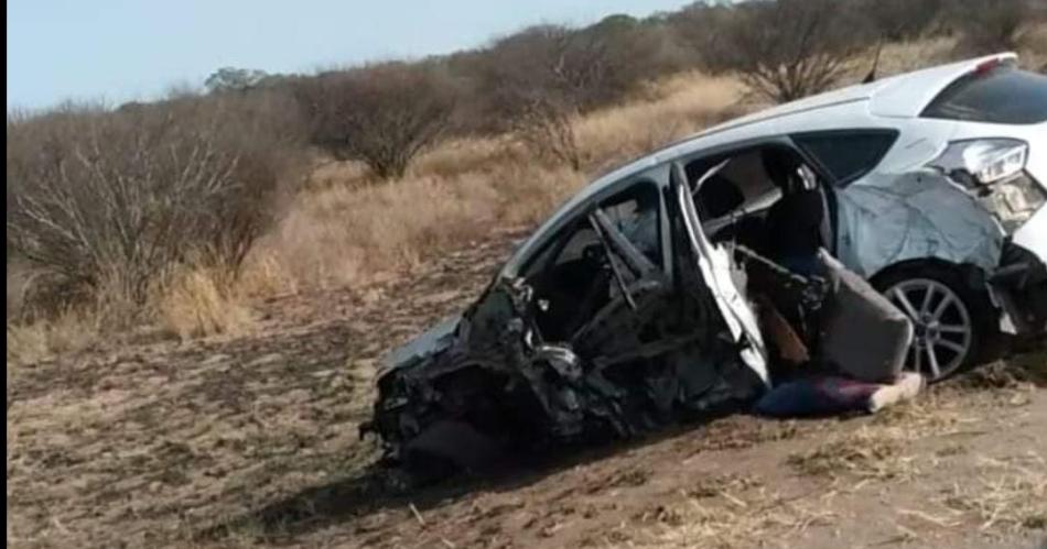 TRAGEDIA- Una familia salteña terminó diezmada ayer a la madrugada Las pericias develar�n cómo se precipitó el encontronazo