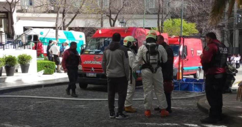 Al menos 100 evacuados por un escape de cloro y aacutecido en un hotel 