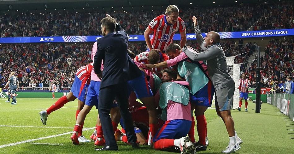 El Atleacutetico de Madrid lo dio vuelta con un gol agoacutenico sobre final