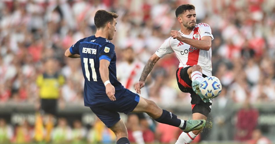 EN VIVO  River cae ante Talleres luego de cometer un grosero error