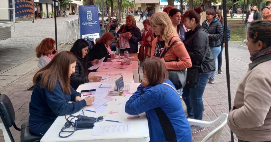 Santiago tiene un mes para tomar conciencia sobre el caacutencer de mama- el Octubre rosa