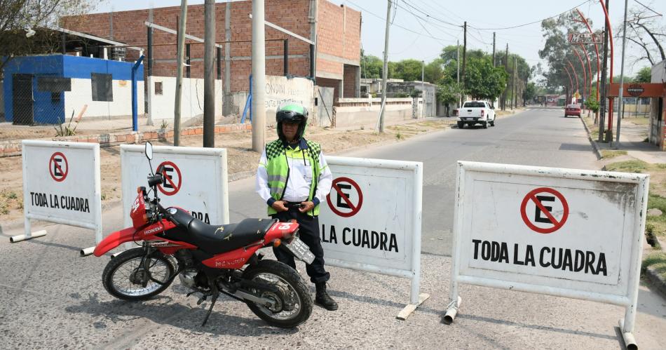 iexclAtencioacuten Habraacute desviacuteos en el Bordm 8 de Abril por trabajos en un desaguumle pluvial