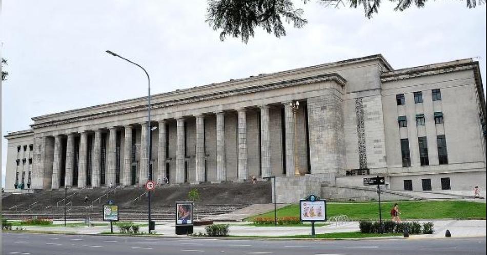 Las universidades podr�n cobrar aranceles a extranjeros no residentes