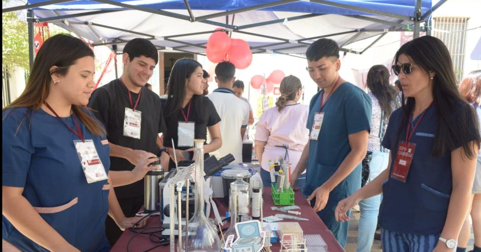 El Instituto San Martiacuten de Porres realiza las jornadas de difusioacuten Expo Carreras 2025