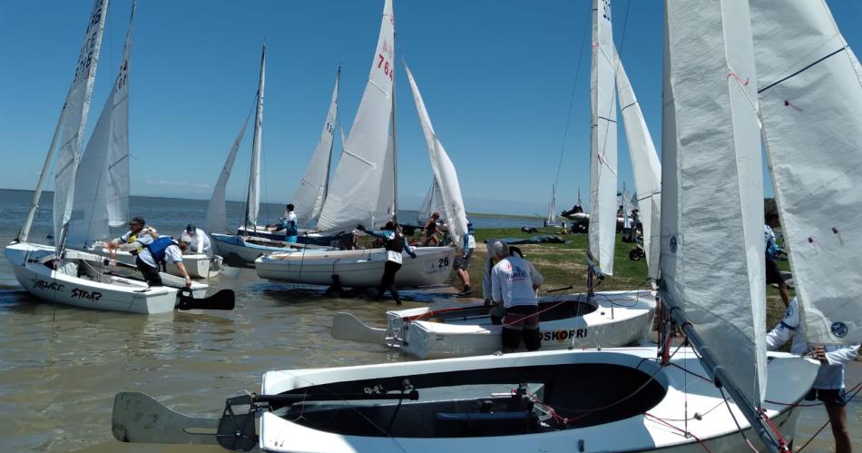 Se inicioacute con eacutexito la Regata Nacional en el Lago Frontal