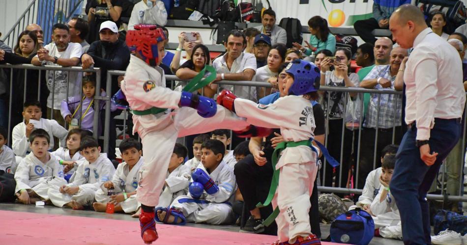 FOTOS  Comenzoacute el 35deg Campeonato Argentino de Taekwondo ITF en el NODO Tecnoloacutegico