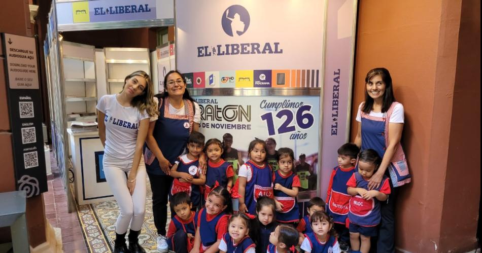 FOTOS Como cada antildeo el stand de EL LIBERAL es uno de los maacutes visitados en la Feria del Libro