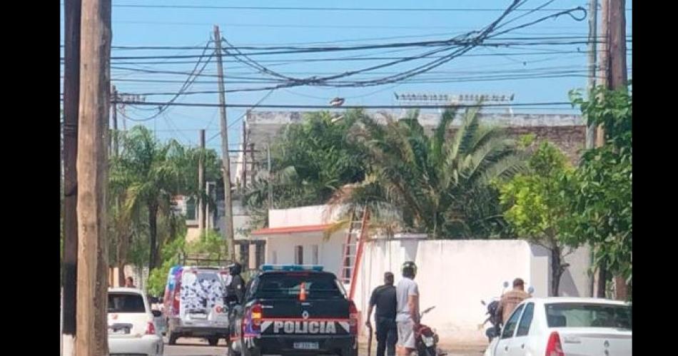 VIDEO  Terror en zona oeste- supuestos barras de Central Coacuterdoba se enfrentaron con armas de fuego