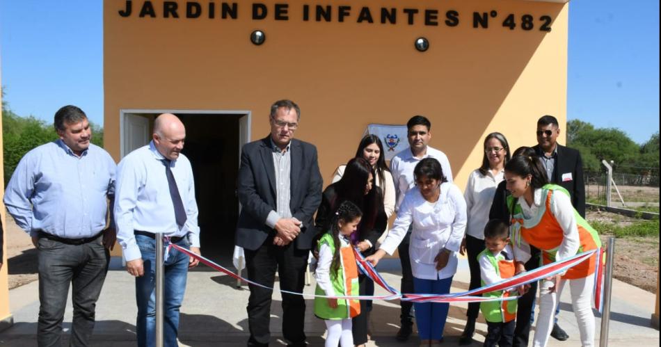 El gobernador Zamora inauguroacute dos jardines de infantes y obras en una escuela primaria en el departamento Pellegrini