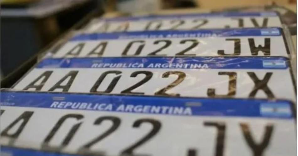 Queacute traacutemite debes hacer si te roban la patente del auto en Argentina