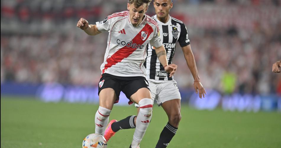 Se acaboacute el suentildeo- No hubo eacutepica y River quedoacute eliminado