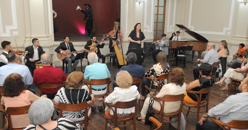 CONCIERTO EN LA BIBLIOTECA SARMIENTO