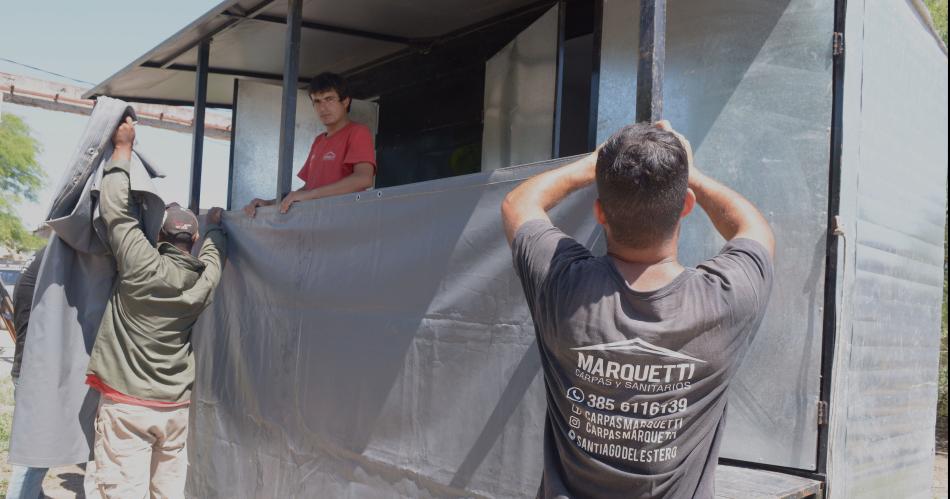 Los moacutedulos transportables con bantildeos quiacutemicos una novedad para los atletas