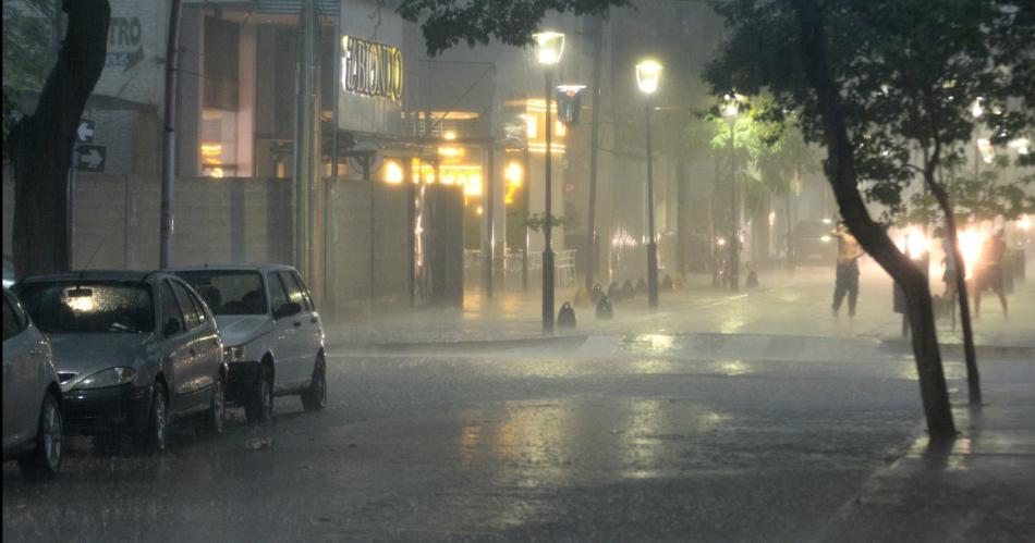 Postales de la lluvia- Algunas calles se encuentran inundadas 