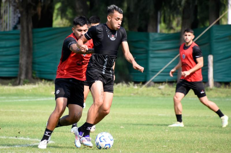 Matiacuteas Godoy la duda en Central Coacuterdoba para el partido ante San Lorenzo