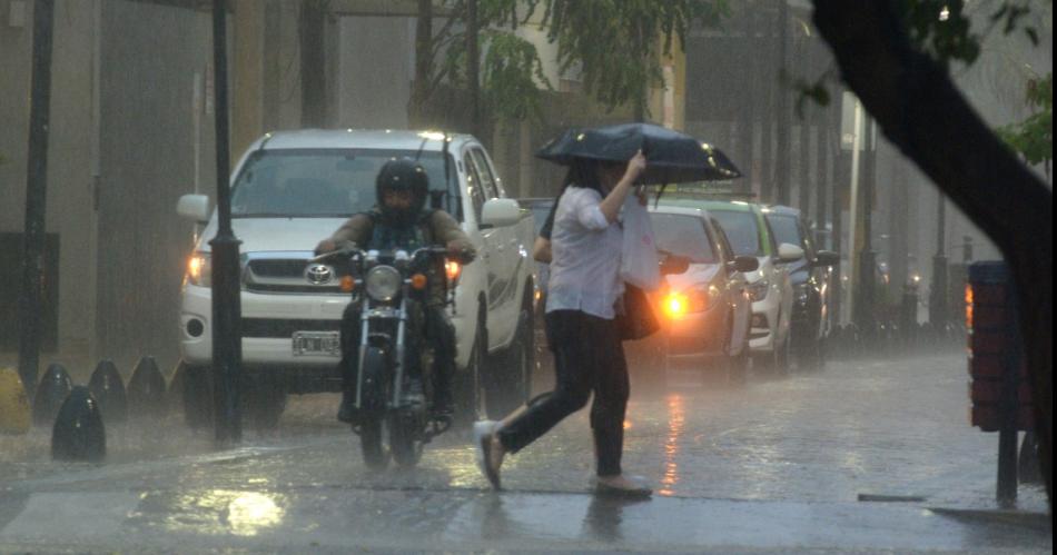 Postales de la lluvia- Algunas calles se encuentran inundadas 