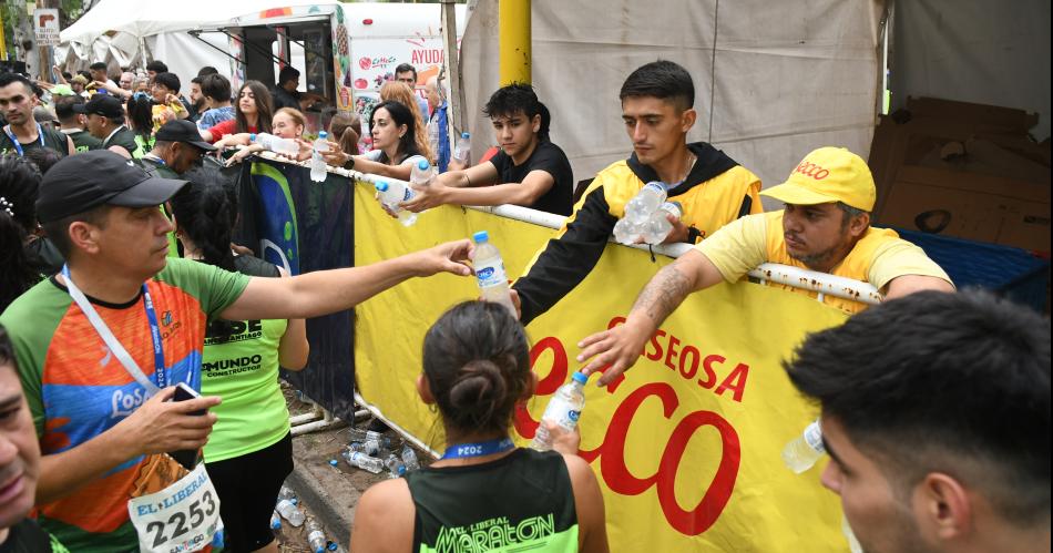 Miraacute las mejores imaacutegenes del Maratoacuten diario EL LIBERAL