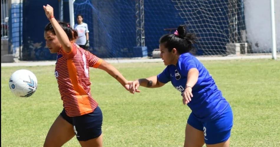 Tercera edicioacuten del torneo provincial de fuacutetbol femenino Dra Claudia de Zamora