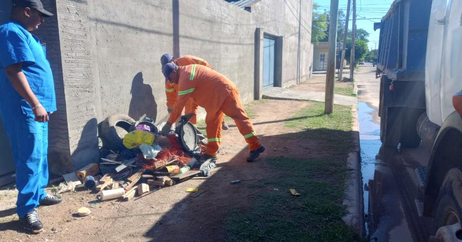 La Municipalidad continuacutea con  trabajos de descacharreo preventivos 