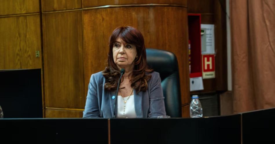 Estos son los motivos que dio el Gobierno para sacarle la jubilacioacuten de privilegio a Cristina Kirchner