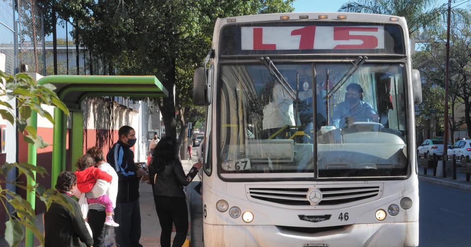 Rige el nuevo valor de 850 del boleto de colectivos en Capital y La Banda