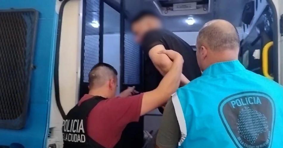 Cinco delincuentes chilenos fueron expulsados del paiacutes por robo y encubrimiento agravado