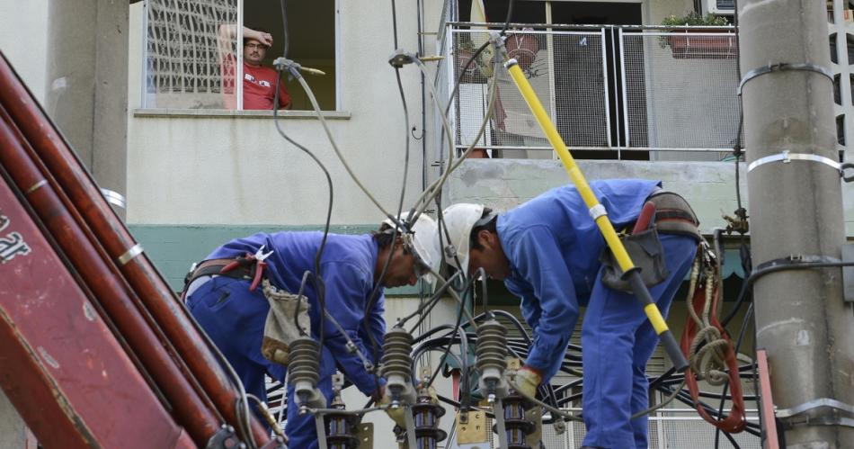 Jubilados de Luz y Fuerza- aumento trimestral del 3503-en-porciento- para el primer trimestre de 2025