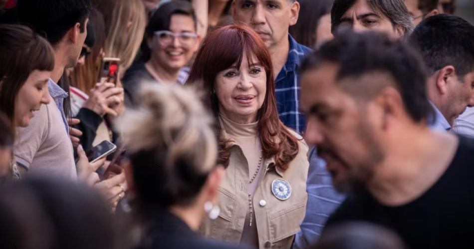 Otra mala noticia para CFK- Anses quiere que devuelva los millones del plus por zona austral que cobroacute