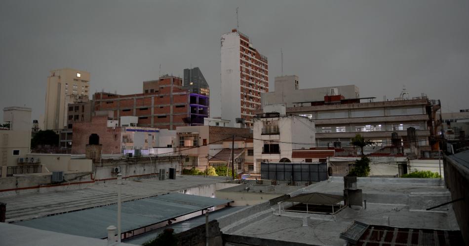 Tormentas aisladas- coacutemo sigue el tiempo en Santiago del Estero