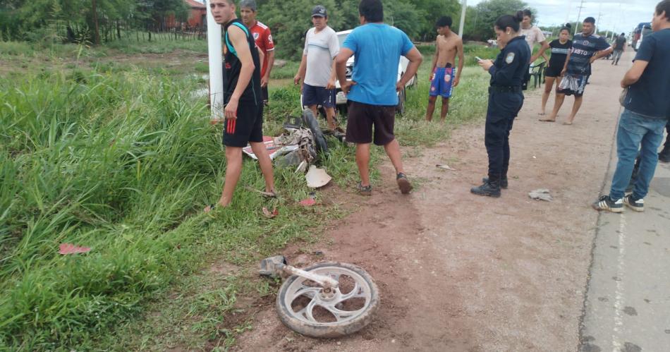 Un bebeacute y su familia sufrieron heridas al ser embestidos por una camioneta